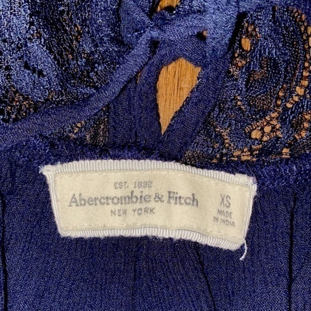 Abercrombie & Fitch Navy Lace Top - Picture 3 of 3
